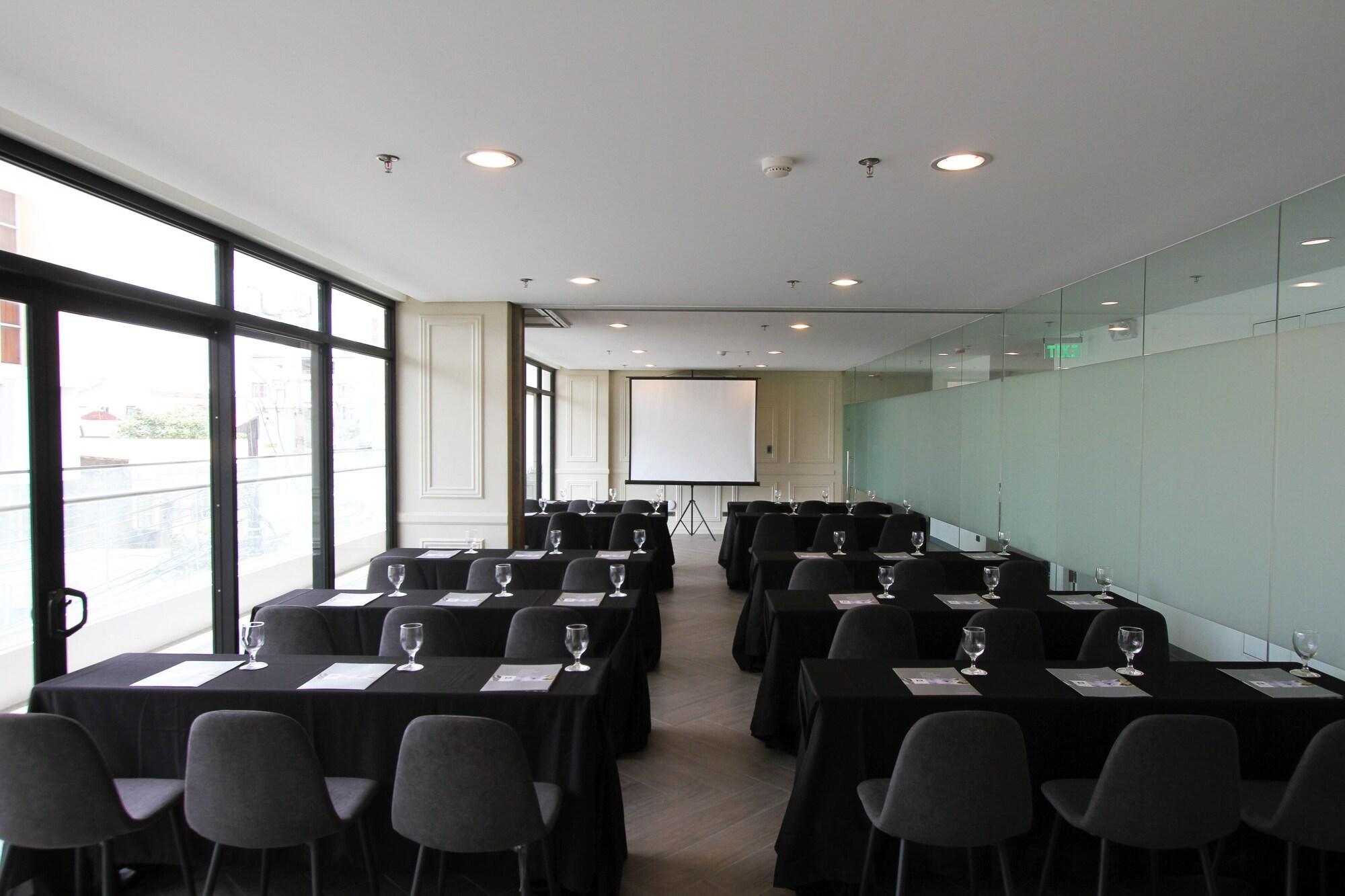 Hotel Privato Makati
